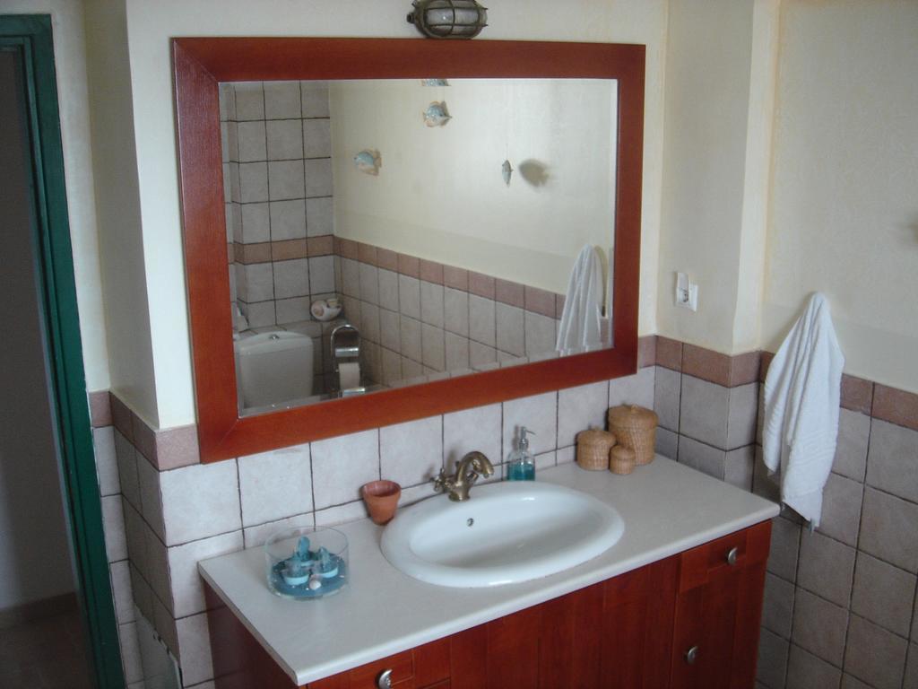 Marathon Beachside Villa 100M From The Beach Schinias Zewnętrze zdjęcie
