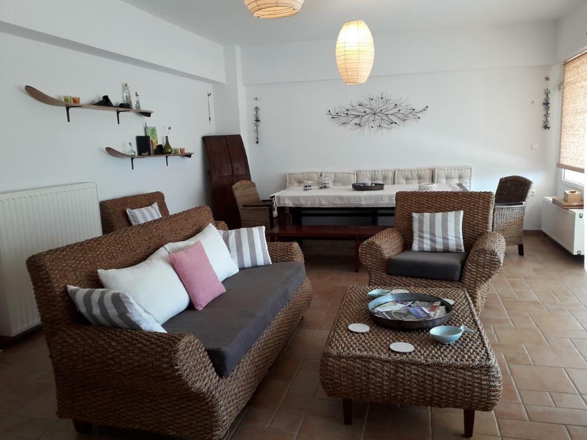 Marathon Beachside Villa 100M From The Beach Schinias Zewnętrze zdjęcie