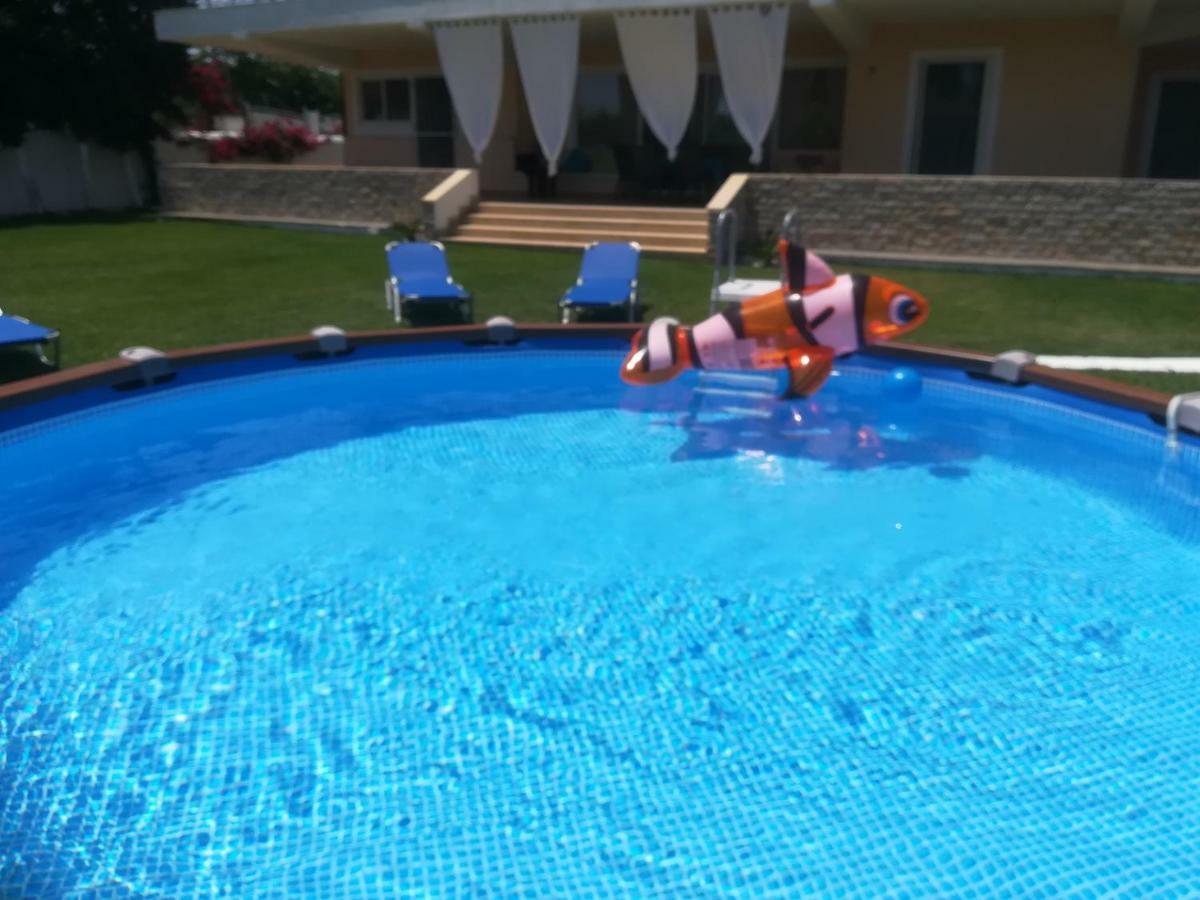 Marathon Beachside Villa 100M From The Beach Schinias Zewnętrze zdjęcie